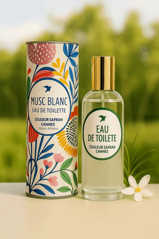 Flacon d'eau de toilette de 100ml de la marque My Store, avec un design élégant et un bouchon noir, présenté sur fond blanc.